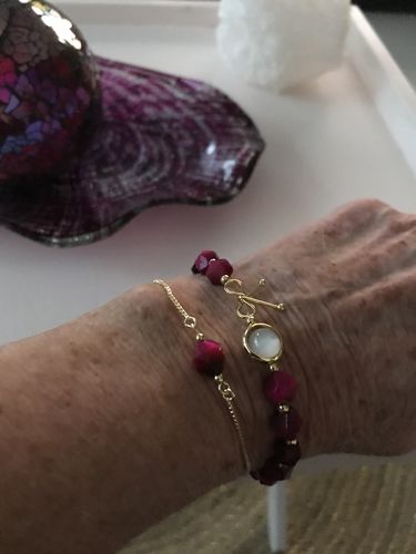 Customer photo review of Bracelet anti-douleur en malachite et pierre de lune | Or fin