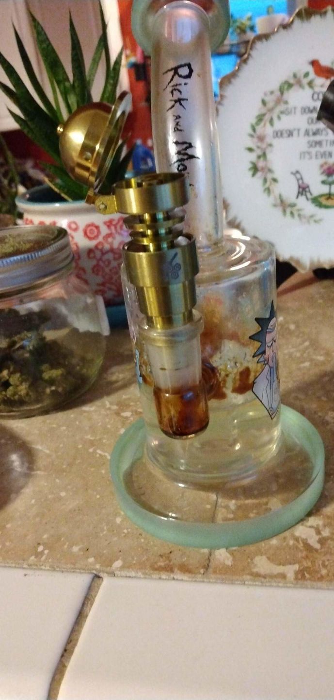 Customer photo review of TITANIUM 6 IN 1 BASEBALL CARB CAP DAB NAIL