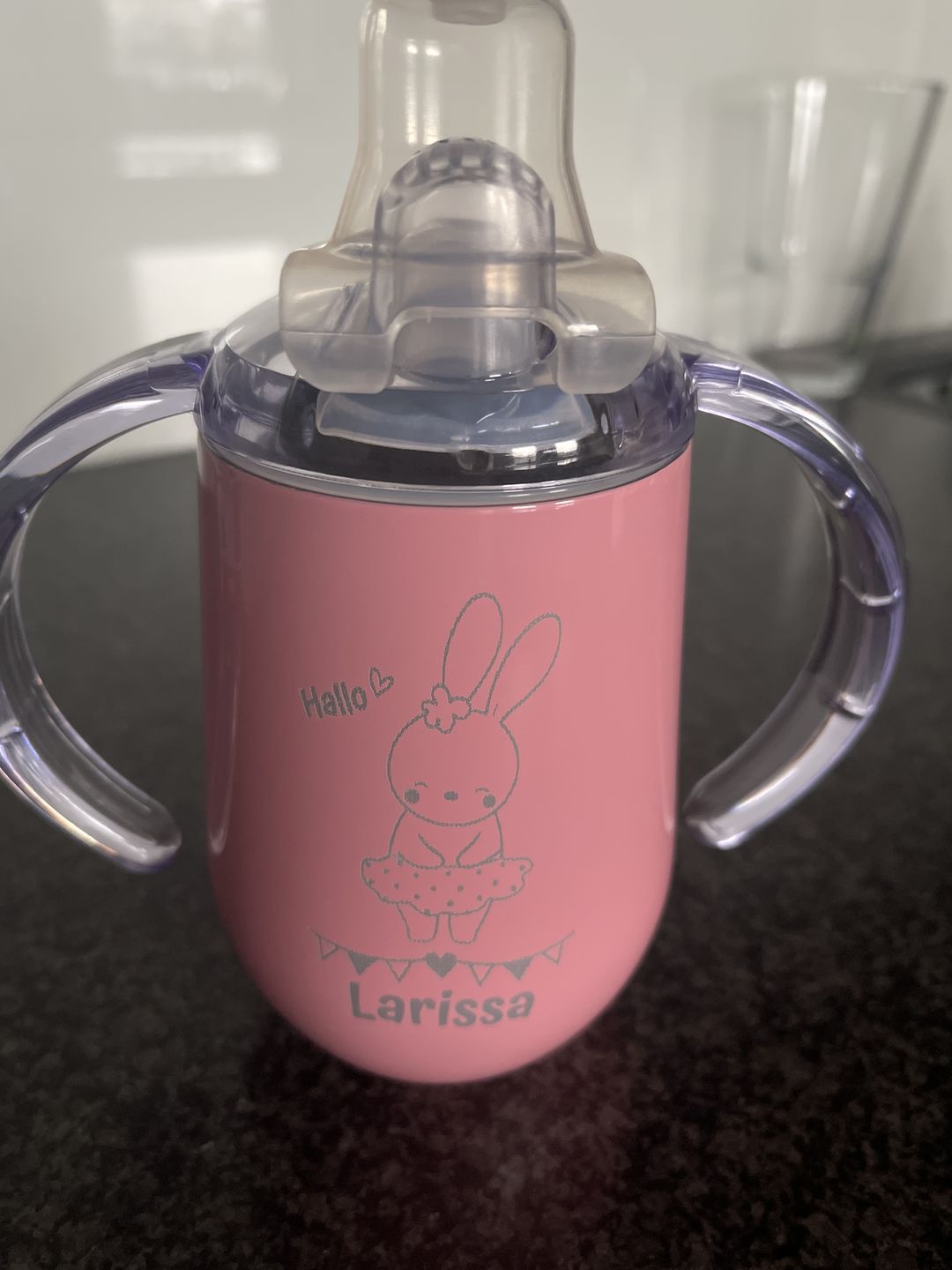 Customer photo review of Tierisch Durstig - Baby-Becher (rosa)