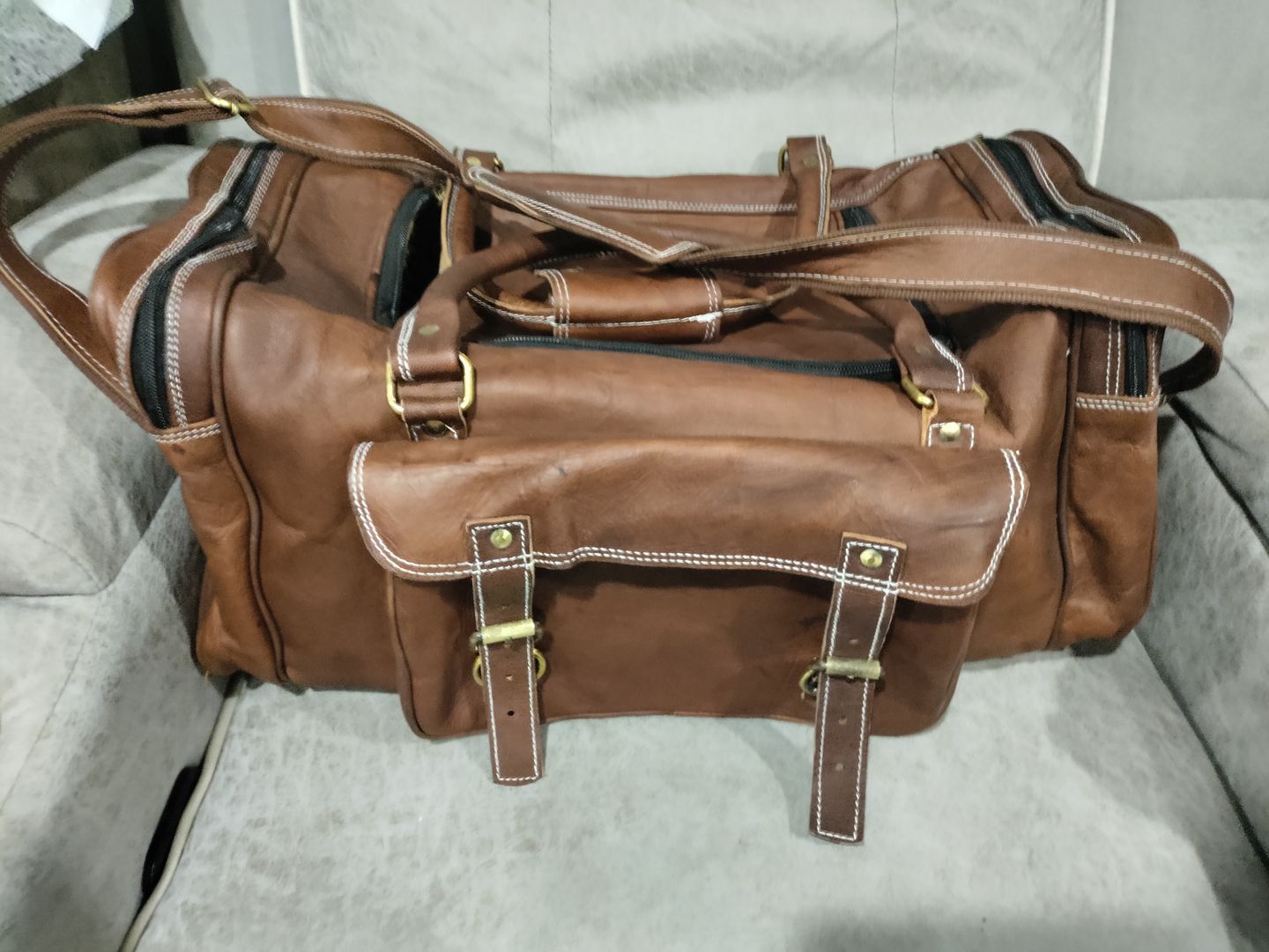 Customer photo review of BOGO: Traveler Weekender Duffle Bag + FREE Toiletry Bag