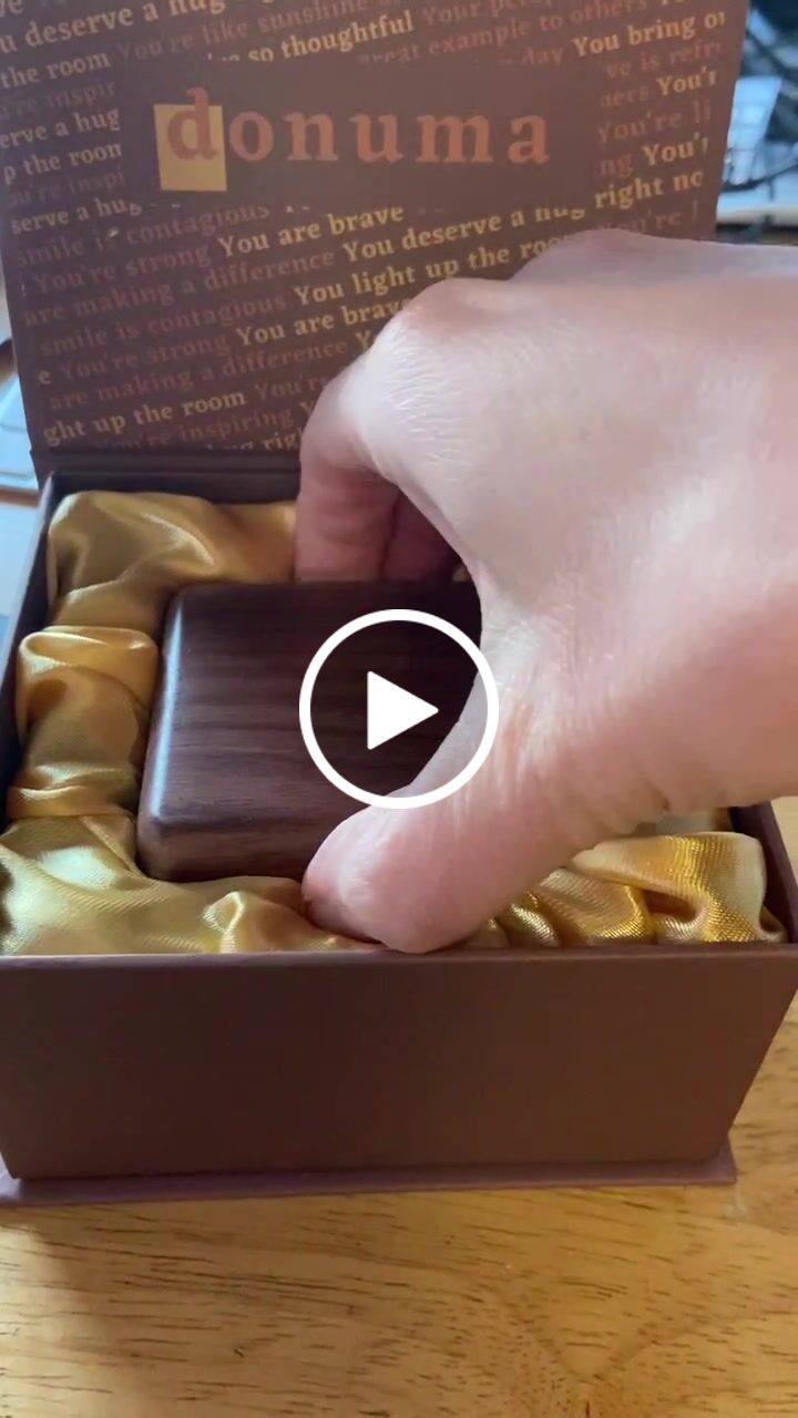 Customer video review of Bruna - Small Music Box without Stopper