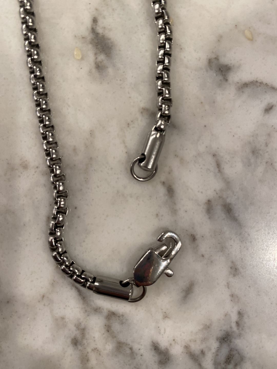 Customer photo review of 4mm Round Box Link Chain