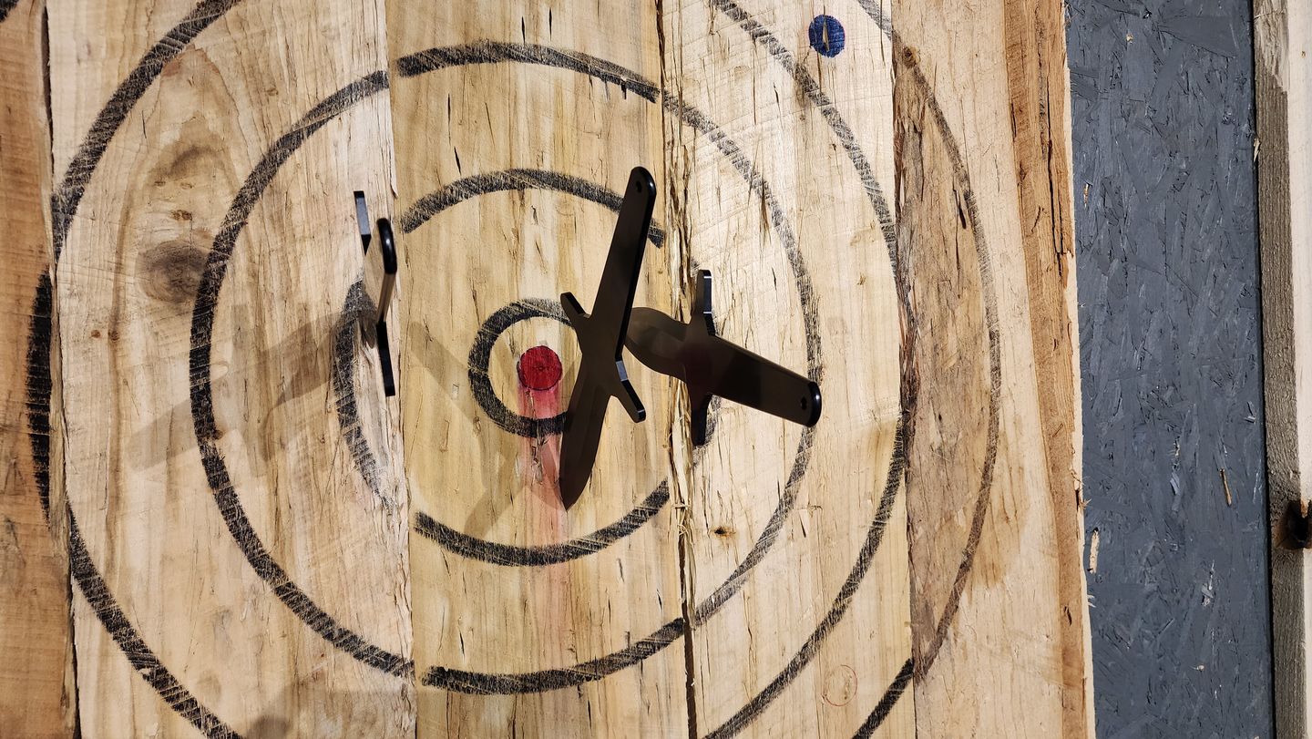 Customer photo review of The WKTL Phoenix Throwing Knife (Set of 3)
