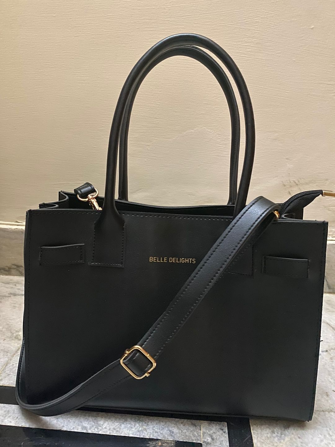 Customer photo review of Black Belle The Classic Bag