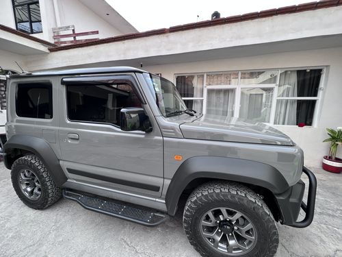 Customer photo review of Estribo 2.0 para Suzuki Jimny