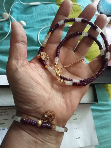 Customer photo review of PARURE LEPIDOLITE ET JADE BLANC
