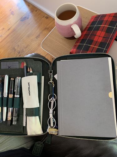 Customer photo review of Makers Notebook