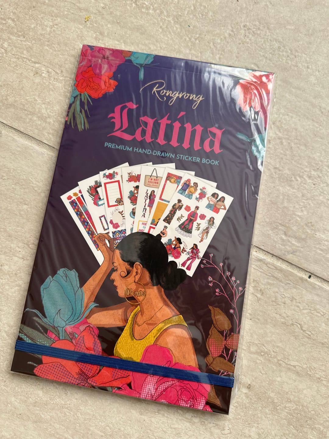 Customer photo review of Latina Sticker Book
