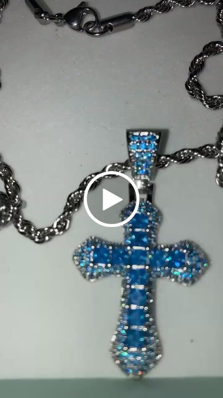 Customer video review of BLUE CROSS PENDANT. - WHITE GOLD