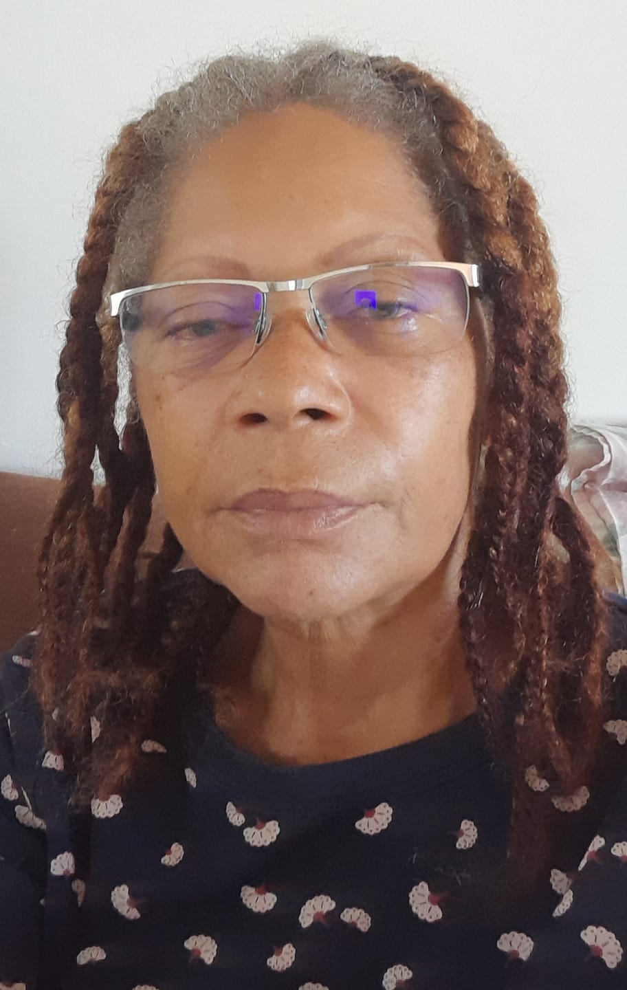 Customer photo review of Sérum Capiboost Hibiscus & Orties 120ml pour la pousse des cheveux bouclés frisés crépus