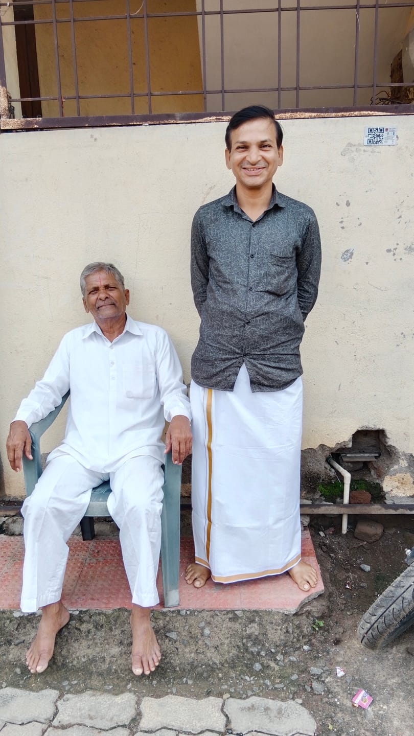 Customer photo review of Yonex Double White Jari 3/4" Pocket Dhoti