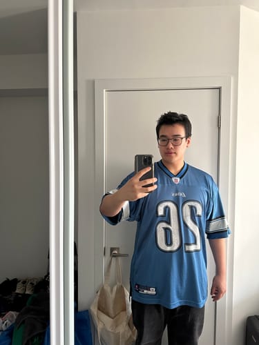 Customer photo review of Vintage North Carolina Tar Heels Jersey Mens Large Basketball War, Up Nike