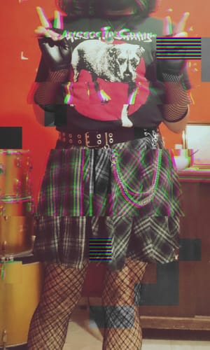 Customer photo review of Playera Alice In Chains