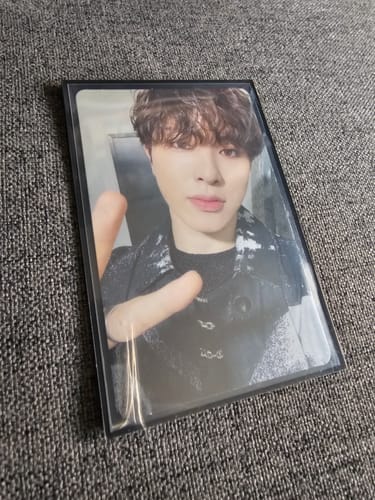 Customer photo review of COLORED PHOTOCARD SLEEVES - 61x91mm