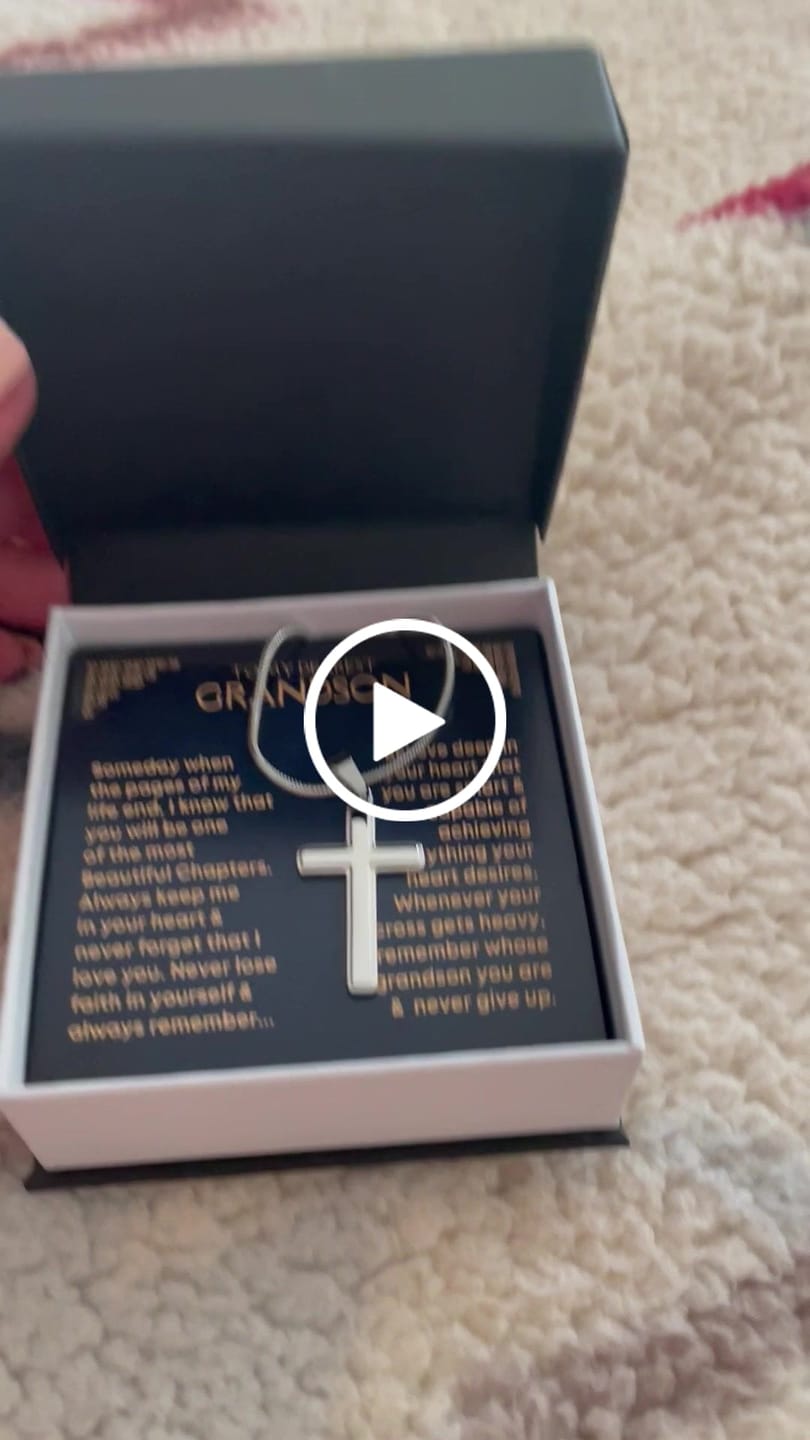 Customer video review of [ALMOST SOLD OUT] Grandson, Never Lose Faith - Cross Necklace (GS31-U)