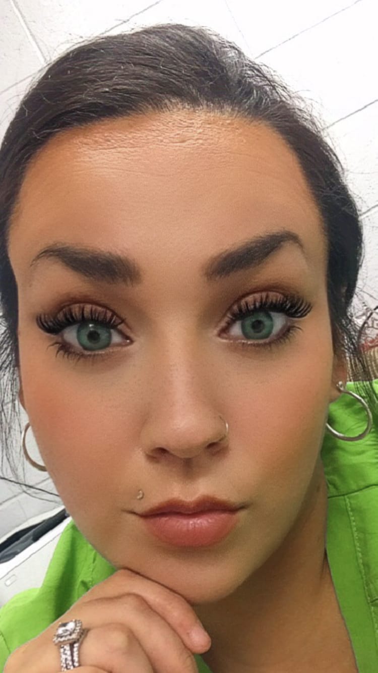 Customer photo review of Himalaya Green Prescription Coloured Contact Lenses