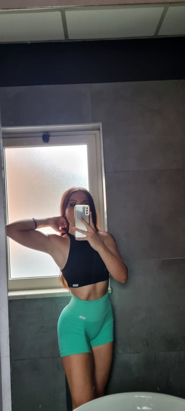 Customer photo review of Top Olimpia Nero