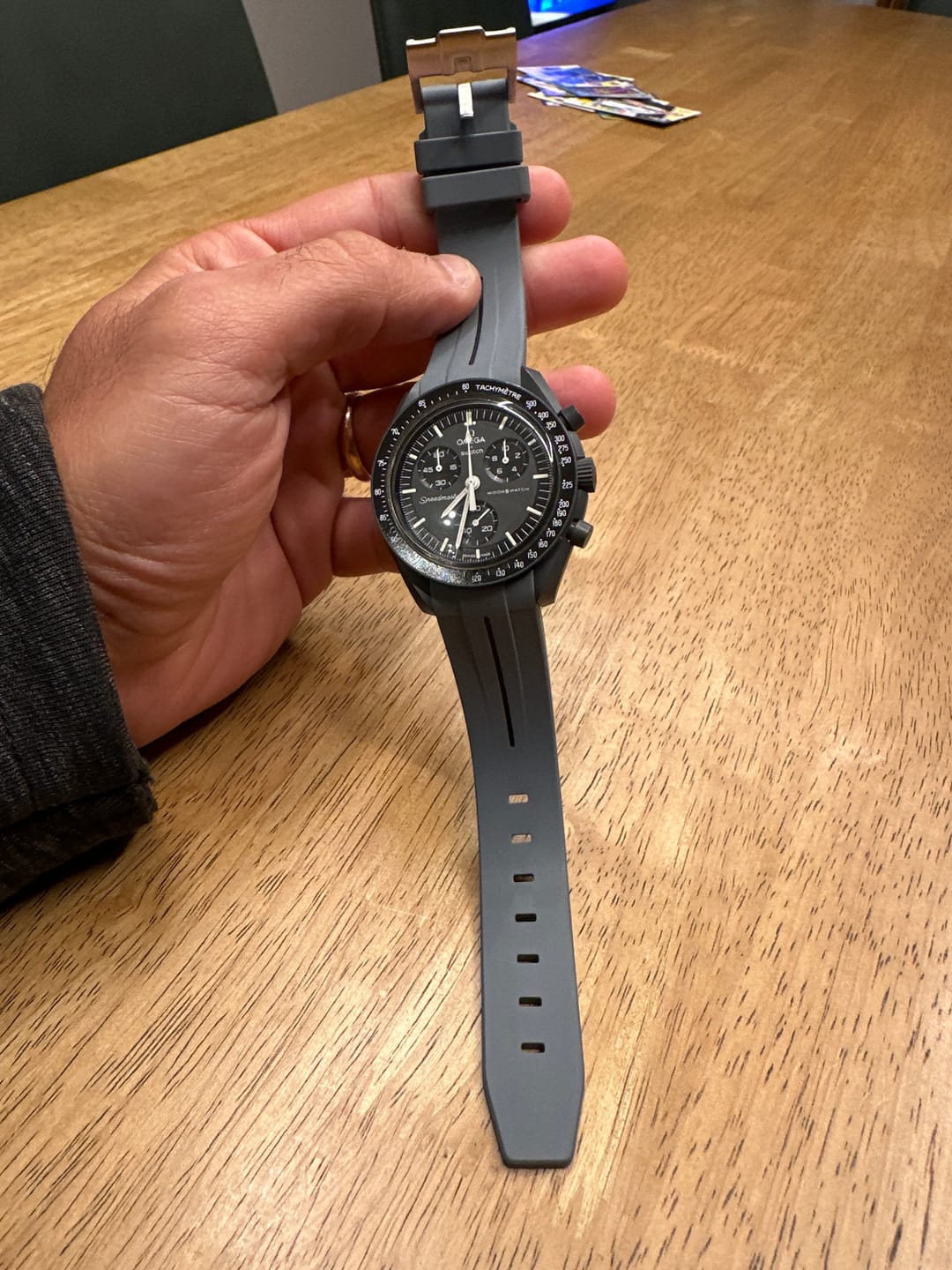 Customer photo review of Bracelet Moonswatch - Gris & Noir