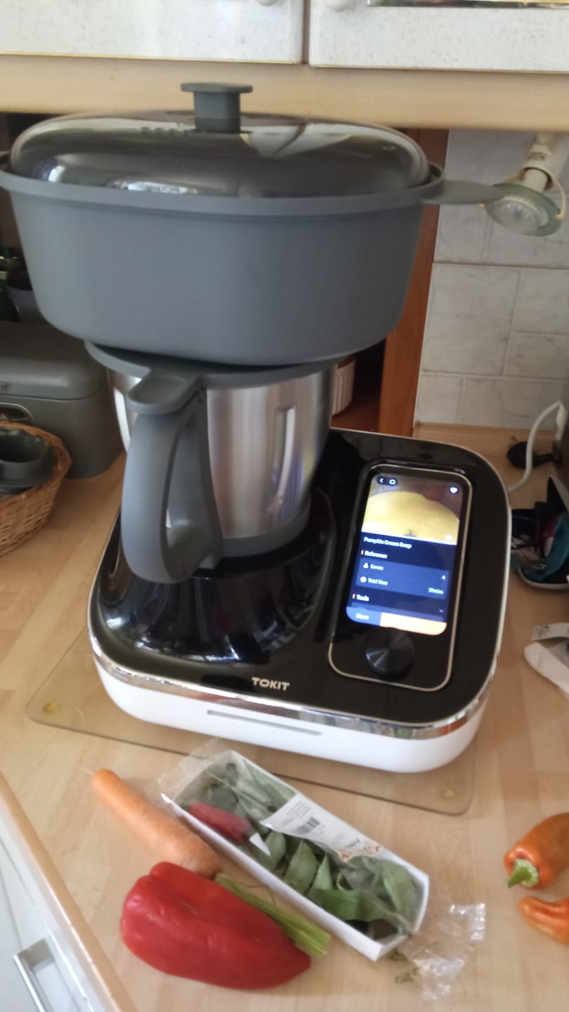 Customer photo review of TOKIT Steamer Set