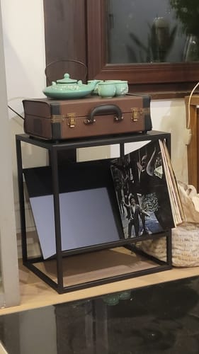 Customer photo review of Porta Vinilos Revista SIMPLE │LUXE Metal BLACK