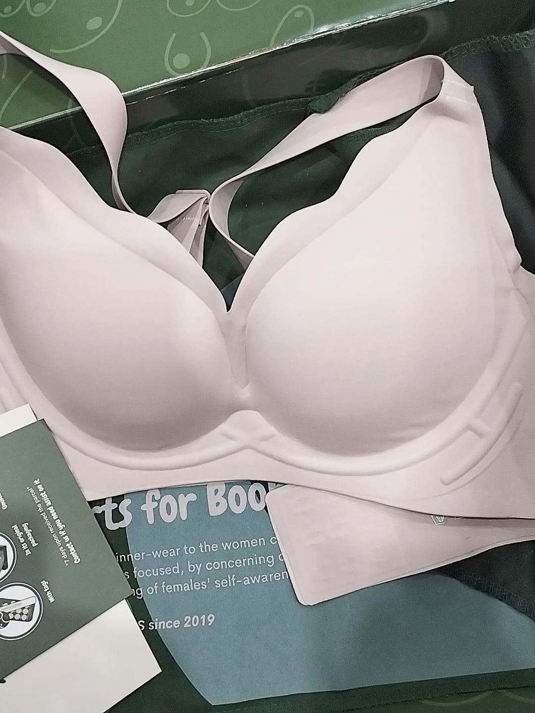 Customer photo review of [New-In] Wavy Support Antigravity Seamless Bra