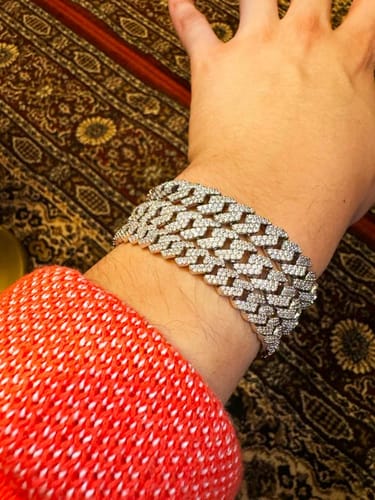 Customer photo review of 8MM Moissanite Cuban Link Bracelet 14K White Gold