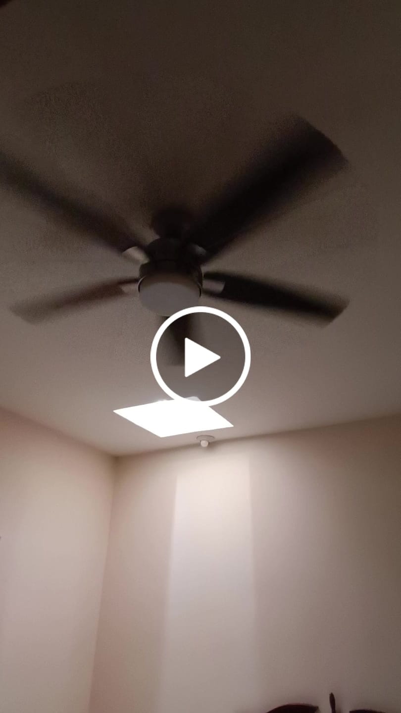 Customer video review of Ventilador de Techo Windemere con Luz 54 Pulgadas