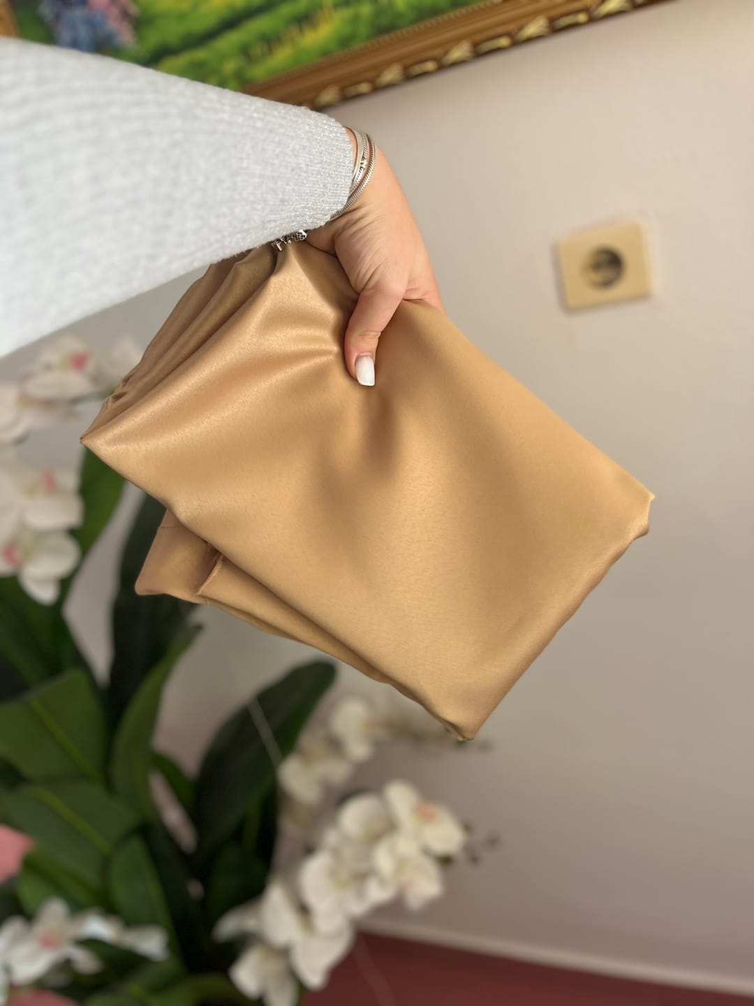 Customer photo review of Tafta Elastica Premium Nude Inchis