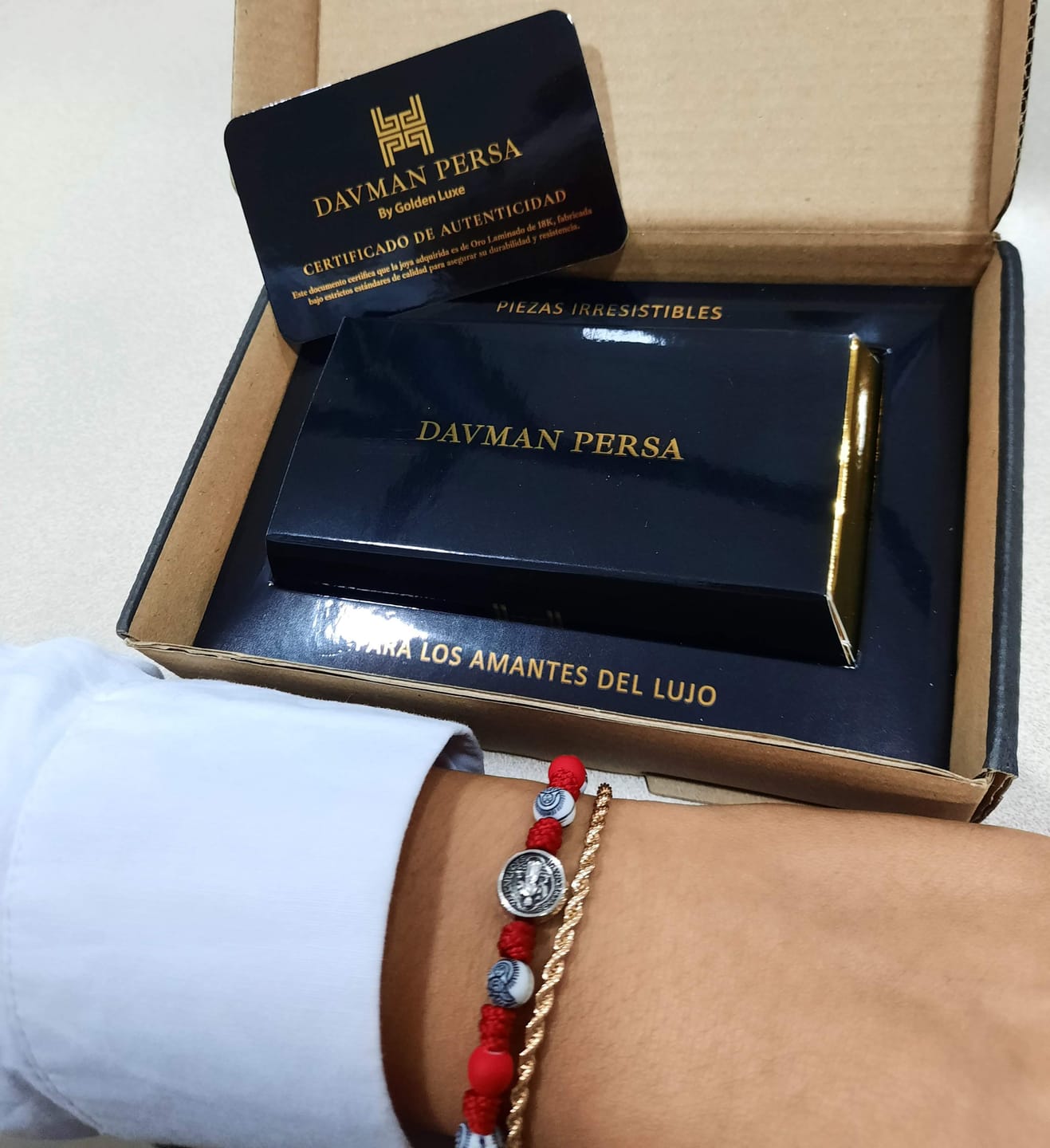 Customer photo review of Pulseras Lazo en Oro laminado 18k Para Pareja
