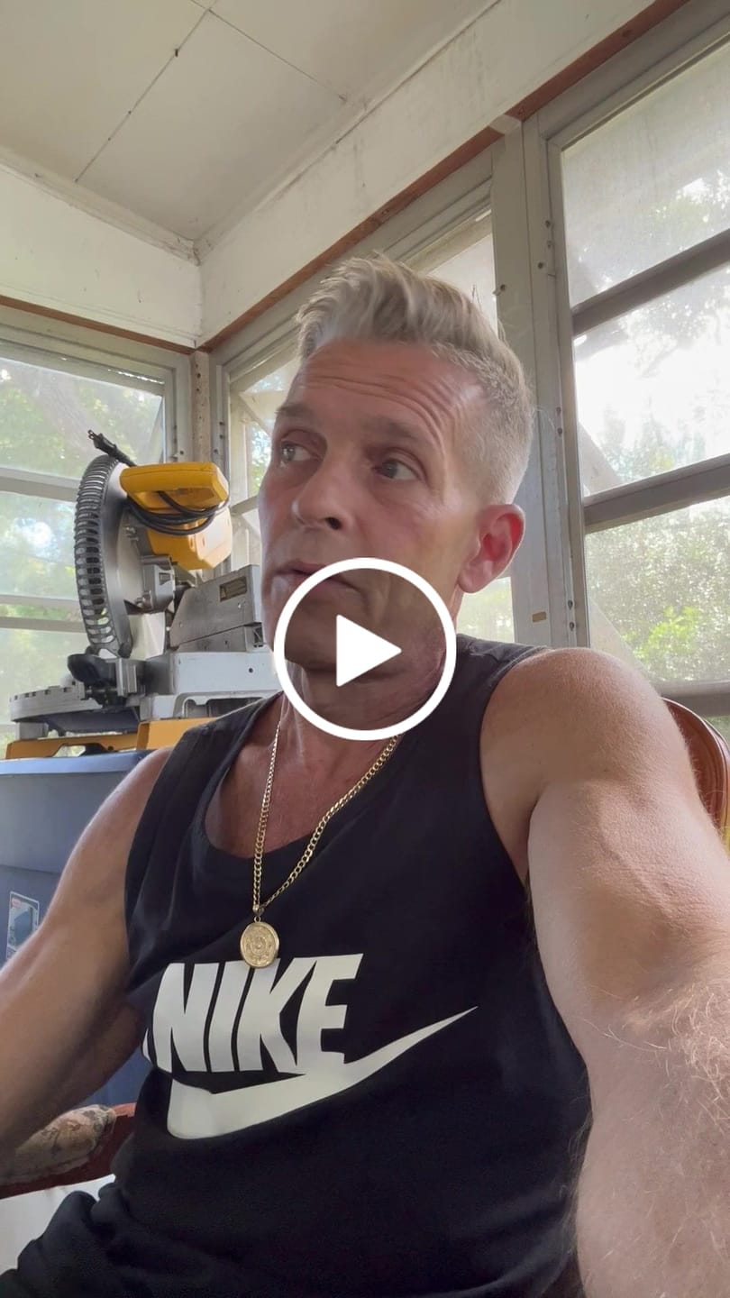 Customer video review of Authentic Himalayan Shilajit® Gummies Sweetened with Organic Manuka Honey Flavored with Organic Blood Orange Oil & Organic Vanilla