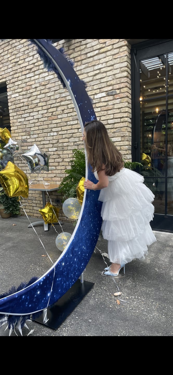 Customer photo review of 6.5ft Portable Crescent Moon Shape Stand for Baby Showers & Birthday & Wedding Events