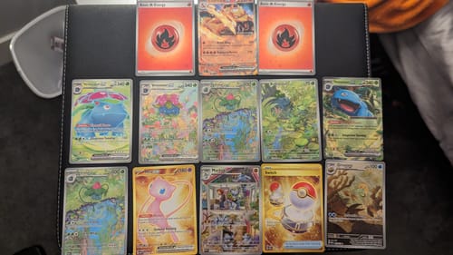 Customer photo review of Pokemon Scarlet and Violet 151 Ultra Premium Collection (PREORDER)