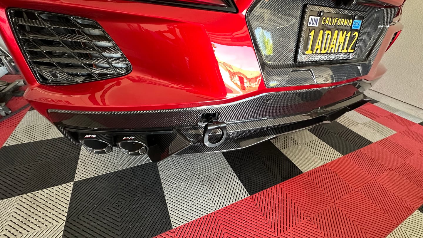 Customer photo review of Chevrolet Corvette C8 Carbon Fiber Rear Diffuser