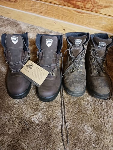 Customer photo review of Irish Setter by Red Wing Mens Ely Steel Toe Waterproof Work Boots 83618