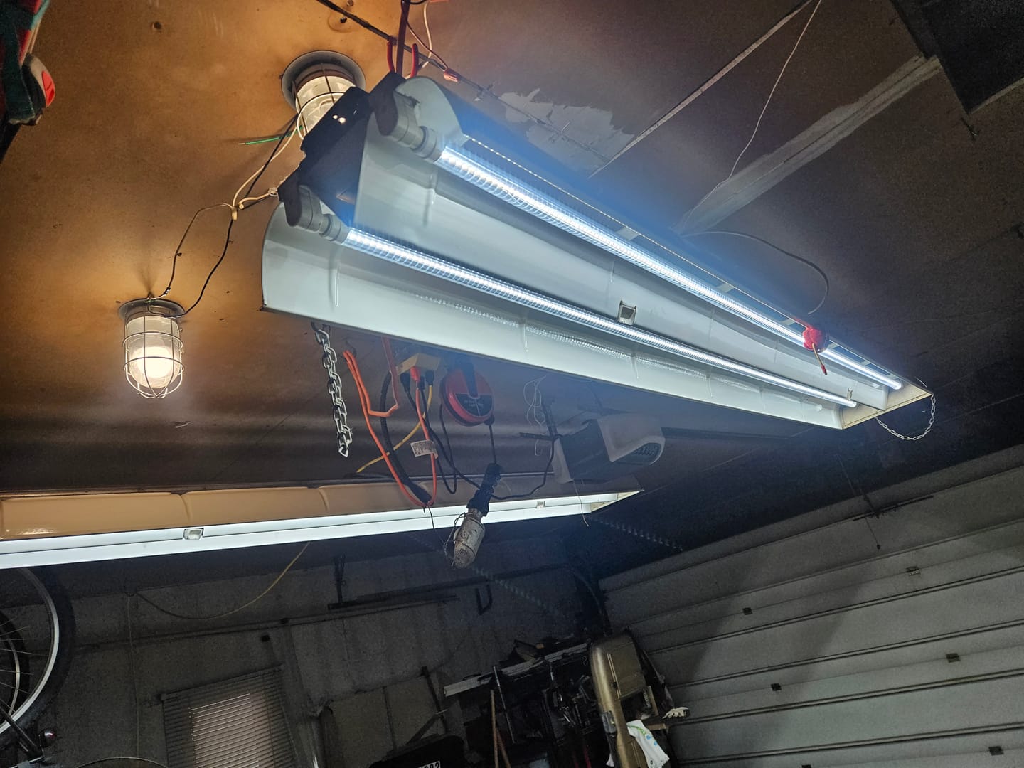 Customer photo review of 8ft 40W LED Tube - R17D Base - High Output Base - Bypass - (ETL)