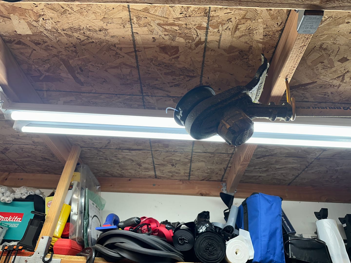 Customer photo review of T8 4ft LED Tube/Bulb - 18W 2520 Lumens 5000K Frosted, G13 Base, Single End Power - Ballast Bypass