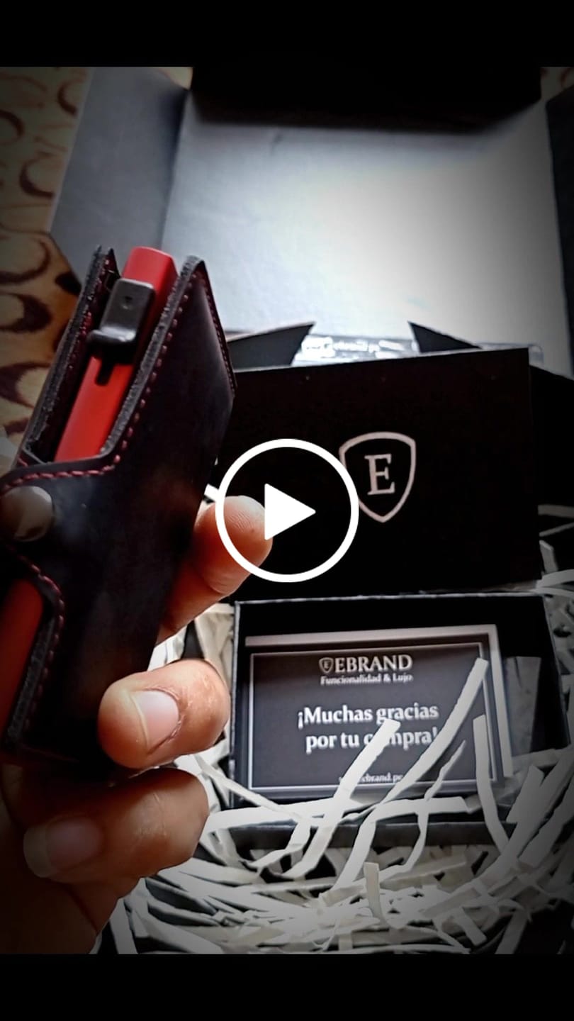 Customer video review of E-ORIGINAL BLACK/RED
