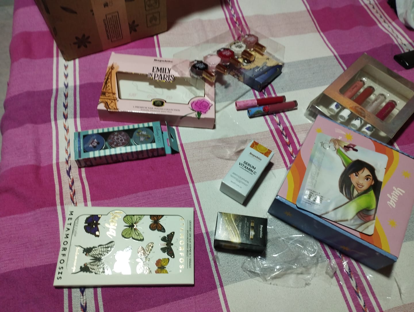 Customer photo review of Caja de Regalo Yuya