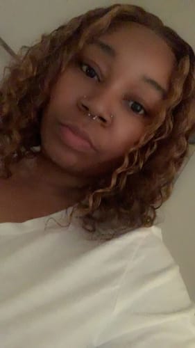 Customer photo review of Luvwin 13x4 Brown Color Water Wave Human Hair Bob Wig Pre-Cut HD Lace