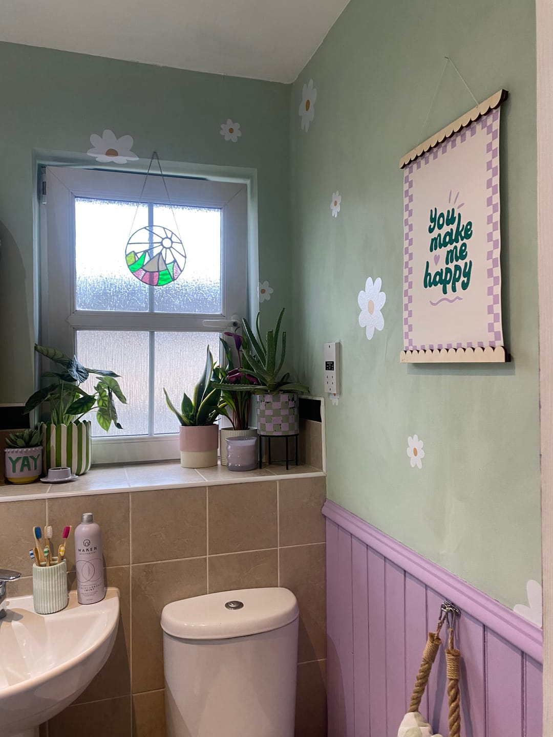 Customer photo review of White Daisy Wall Decals