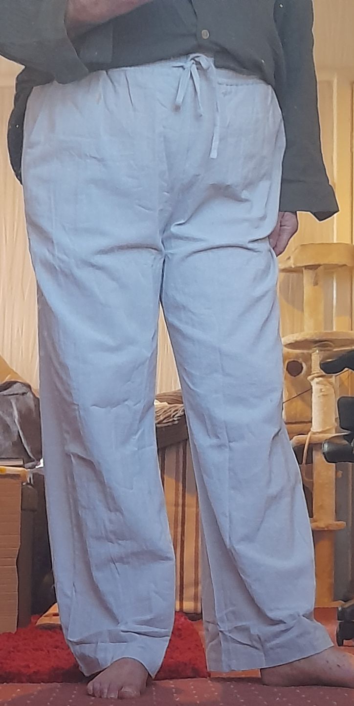 Customer photo review of Pantalon Large pour Femme Maxi-Confort