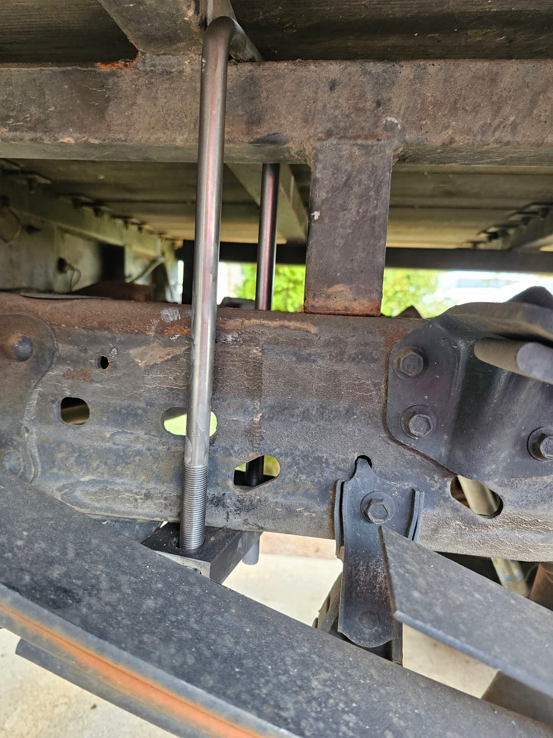 Customer photo review of 5/8 Inch Diameter U-Bolts - Square