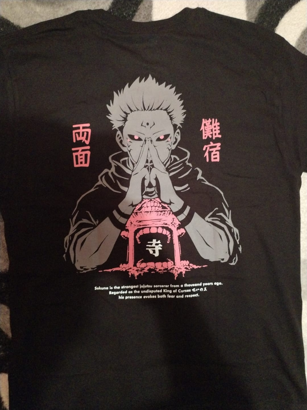 Customer photo review of Camisa Sukuna - Jujutsu Kaisen