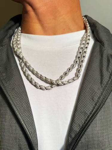 Customer photo review of 7MM Moissanite Rope Chain 14K White Gold