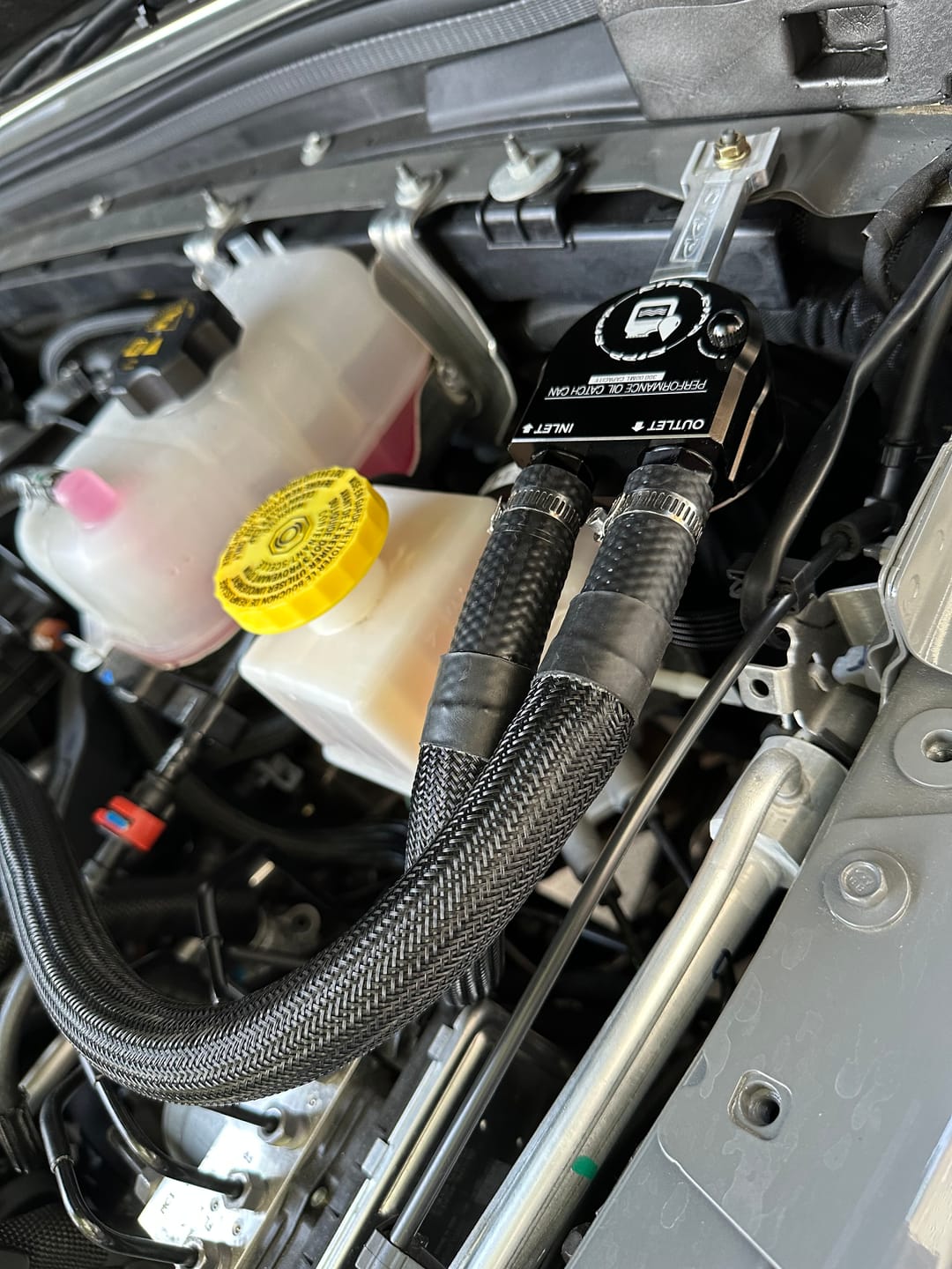 Customer photo review of Jeep Wrangler JL and Gladiator JT Catch Can Kit