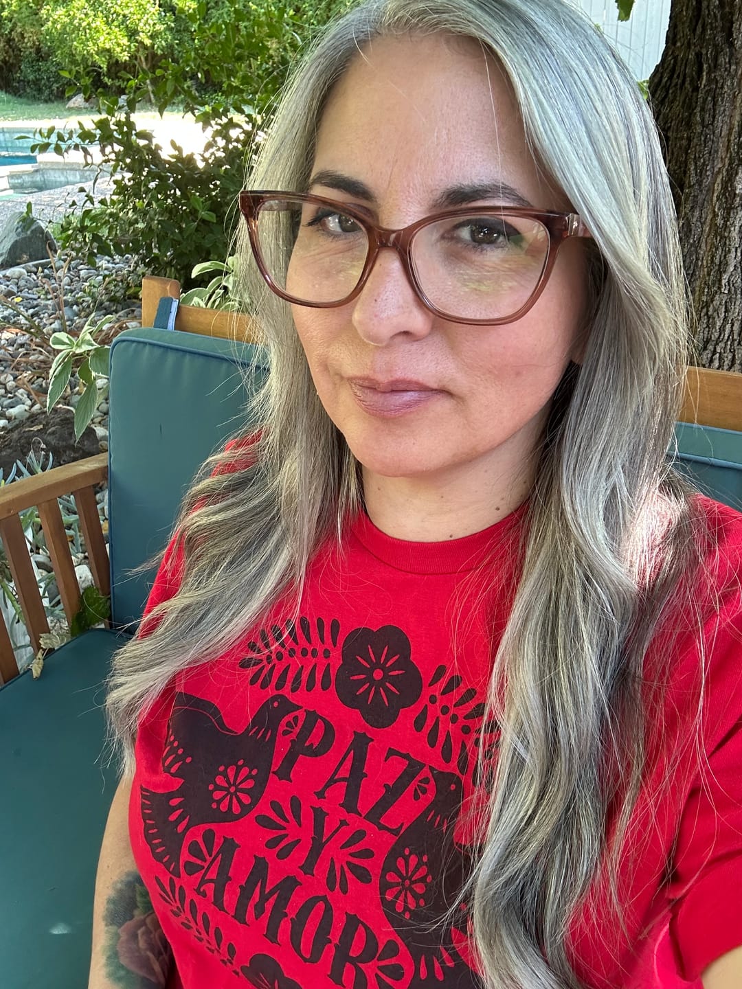 Customer photo review of Unisex Paz y Amor Tee