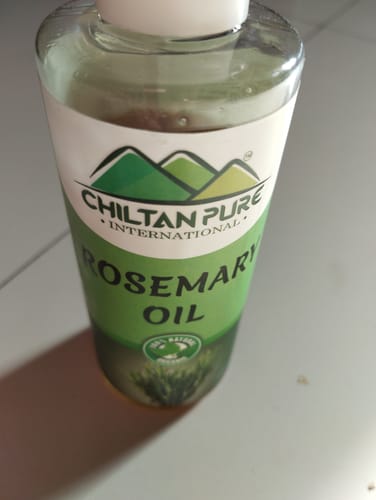 Customer photo review of Rosemary Oil – Deeply hydrates skin, aids in controlling sebum production, reduces blemishes 100% pure organic [Infused]