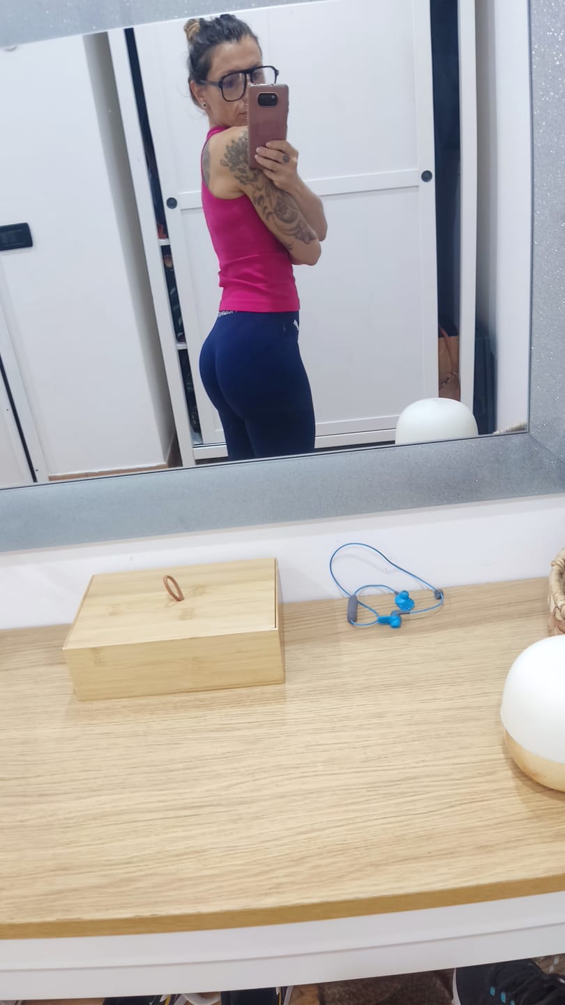 Customer photo review of Leggings Push up Gym Fashion Blu notte