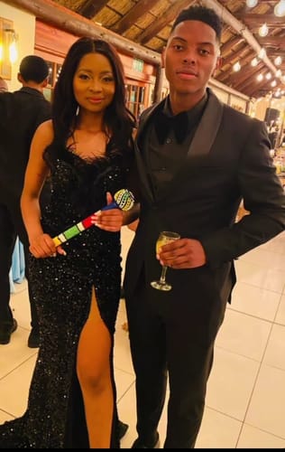 Customer photo review of JORDYN - Brazilian 4x4 Lace Wig