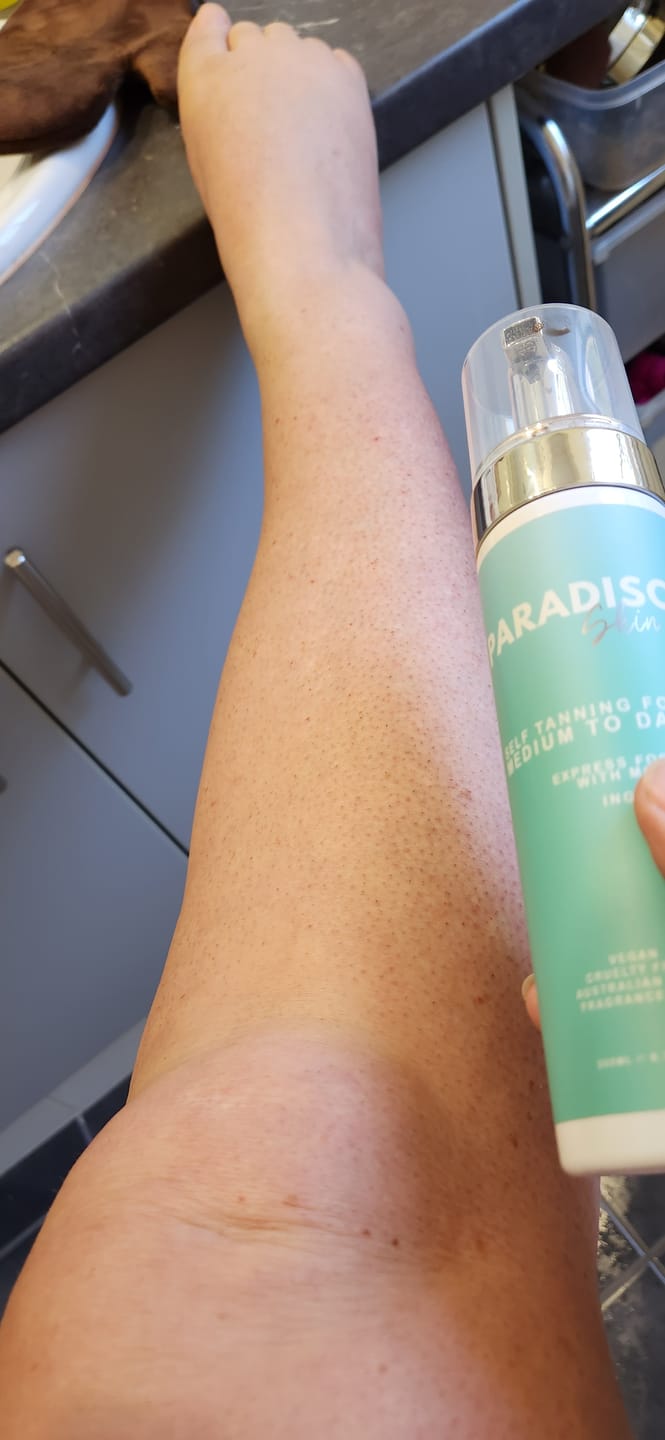 Customer photo review of GRADUAL FACE TAN WATER